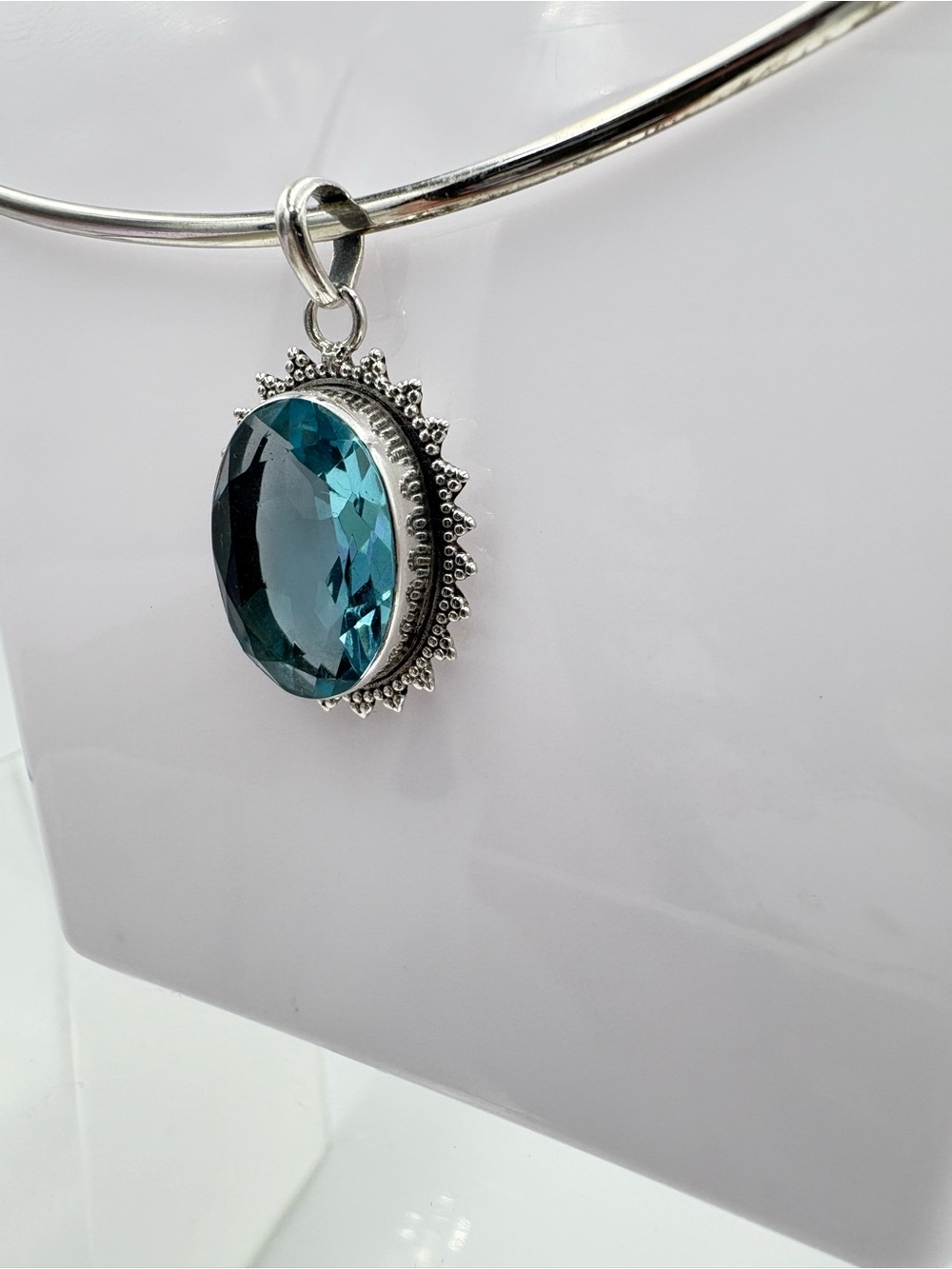 925 Silver 8 Ct Faceted Swiss Blue Topaz Oval Gemstone Pendant (Pendant Only) - Picture 8 of 16